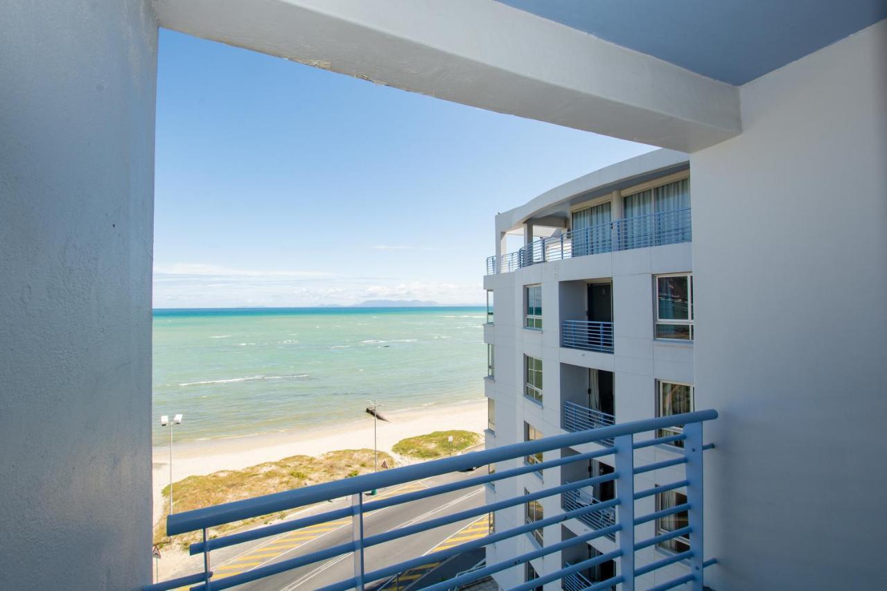 Ocean Breeze Hotel Странд Экстерьер фото