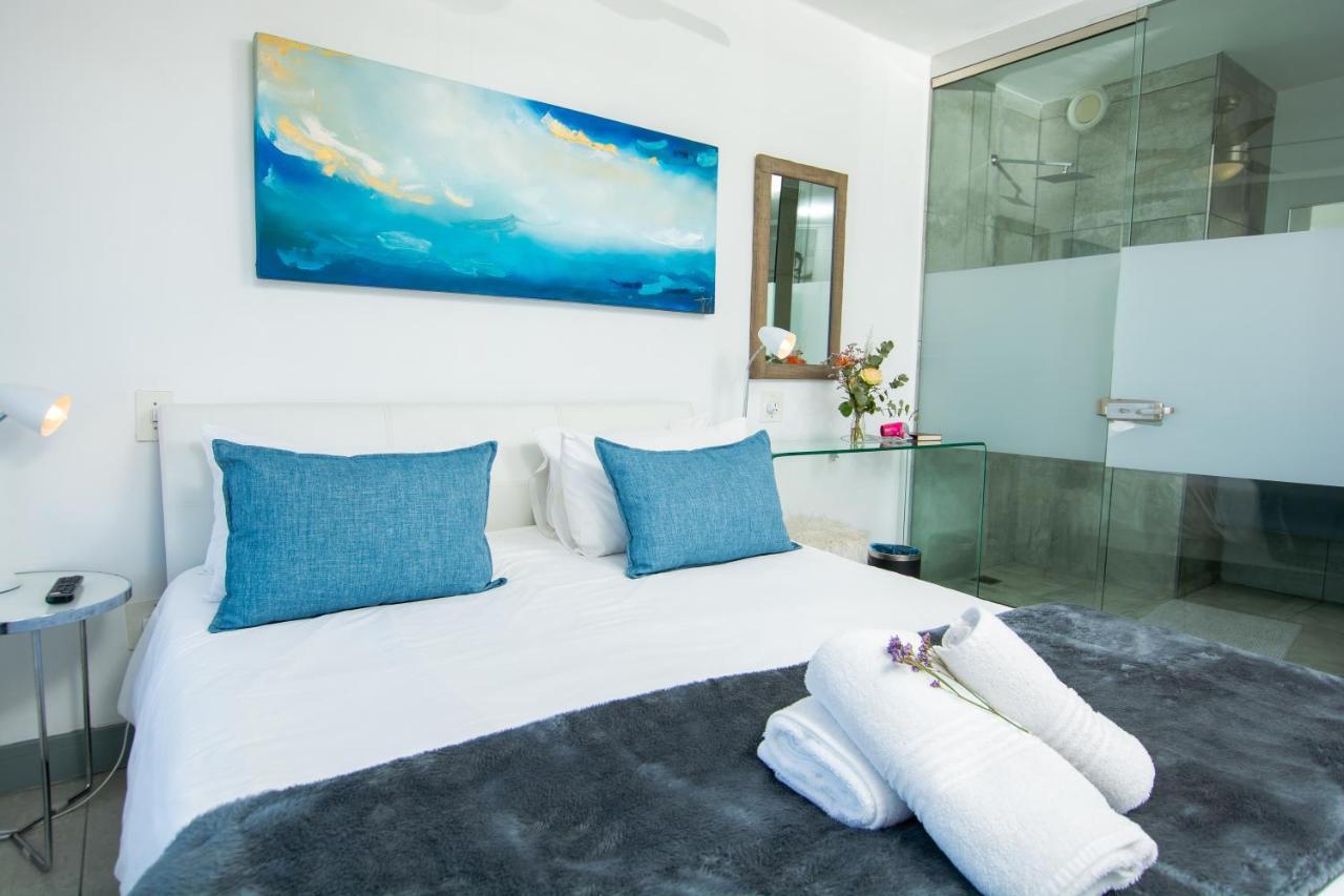 Ocean Breeze Hotel Странд Экстерьер фото