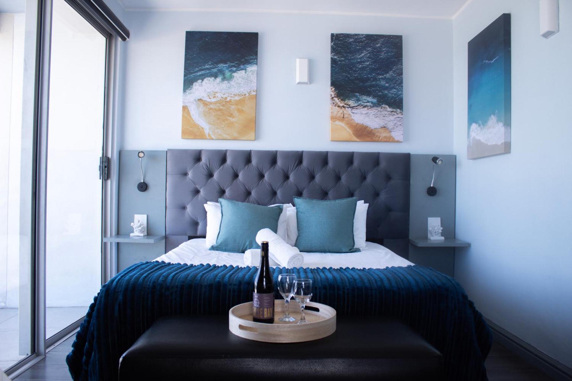 Ocean Breeze Hotel Странд Экстерьер фото